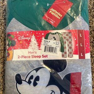 Kohl's Mickey Mouse Men's Green and Gray Sleep Set (Jammies for your Families)
